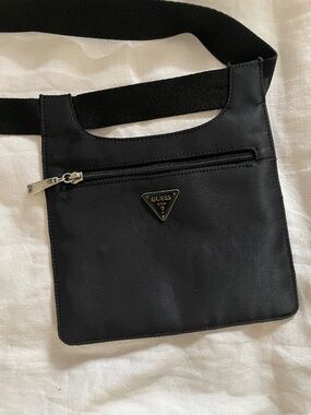 Vintage Guess festival belt bag